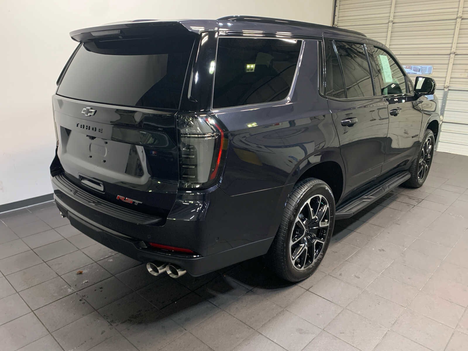 2025 Chevrolet Tahoe RST photo 3
