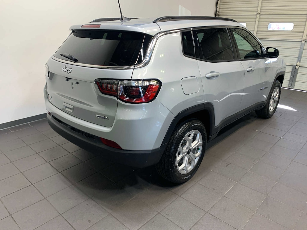 New 2026 Jeep Compass Latitude Sport Utility