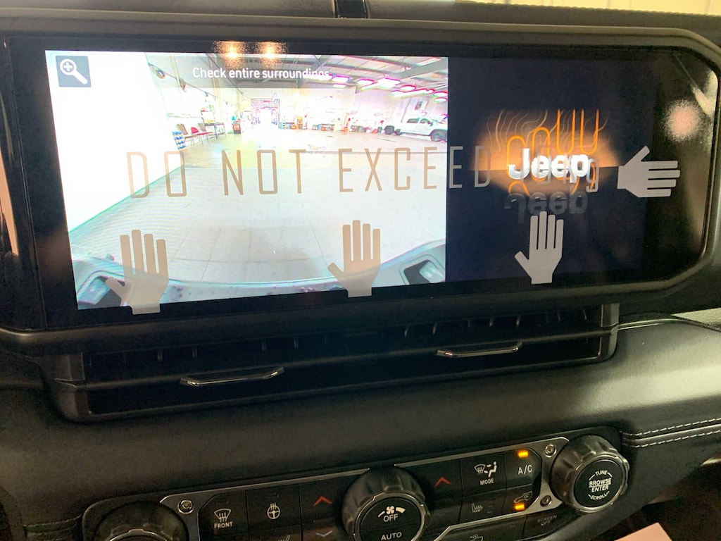 New 2025 Jeep Gladiator High Tide Pickup