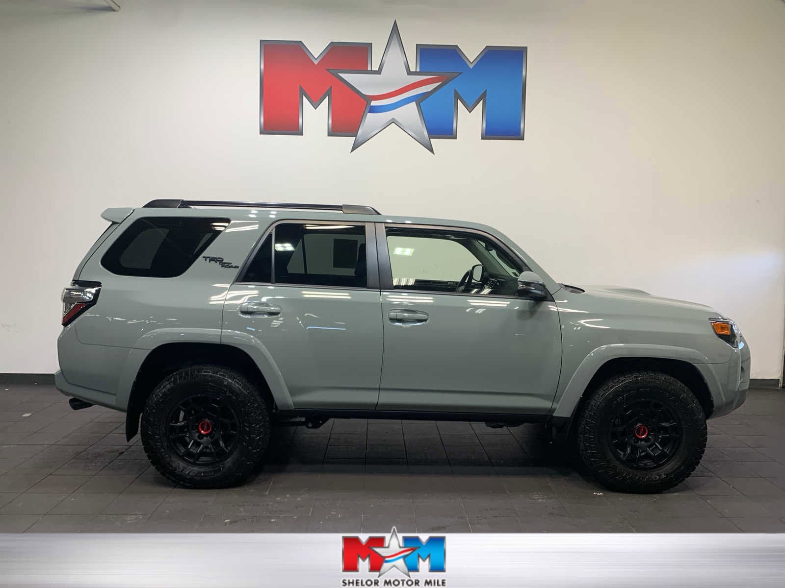 2022 Toyota 4Runner TRD Off-Road Premium's photo