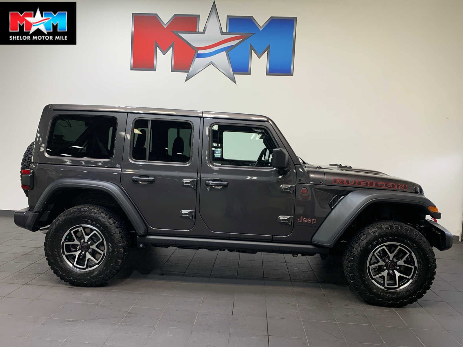 2025 Jeep Wrangler 4-Door Rubicon's photo