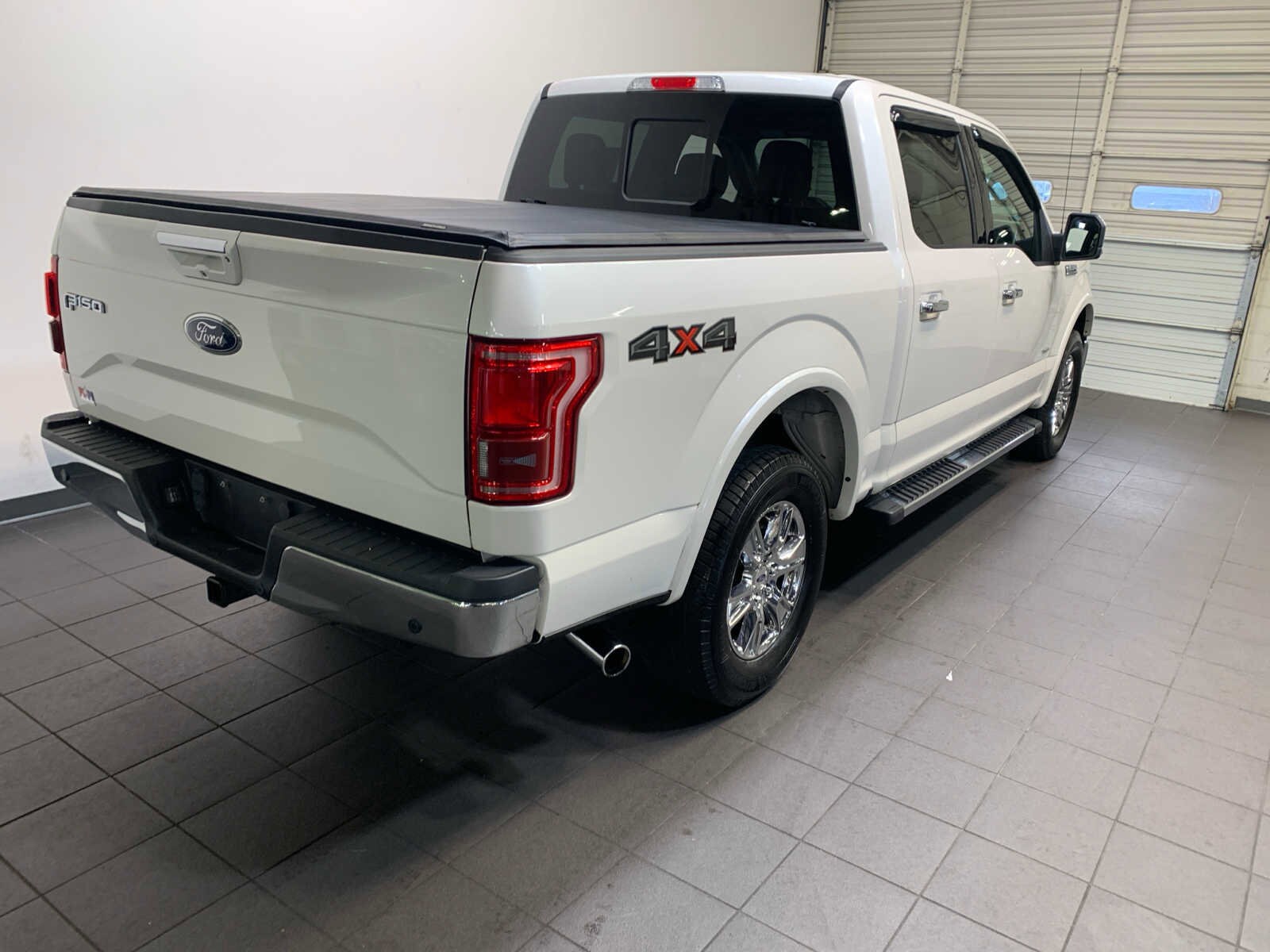 2017 Ford F-150 Lariat photo 3