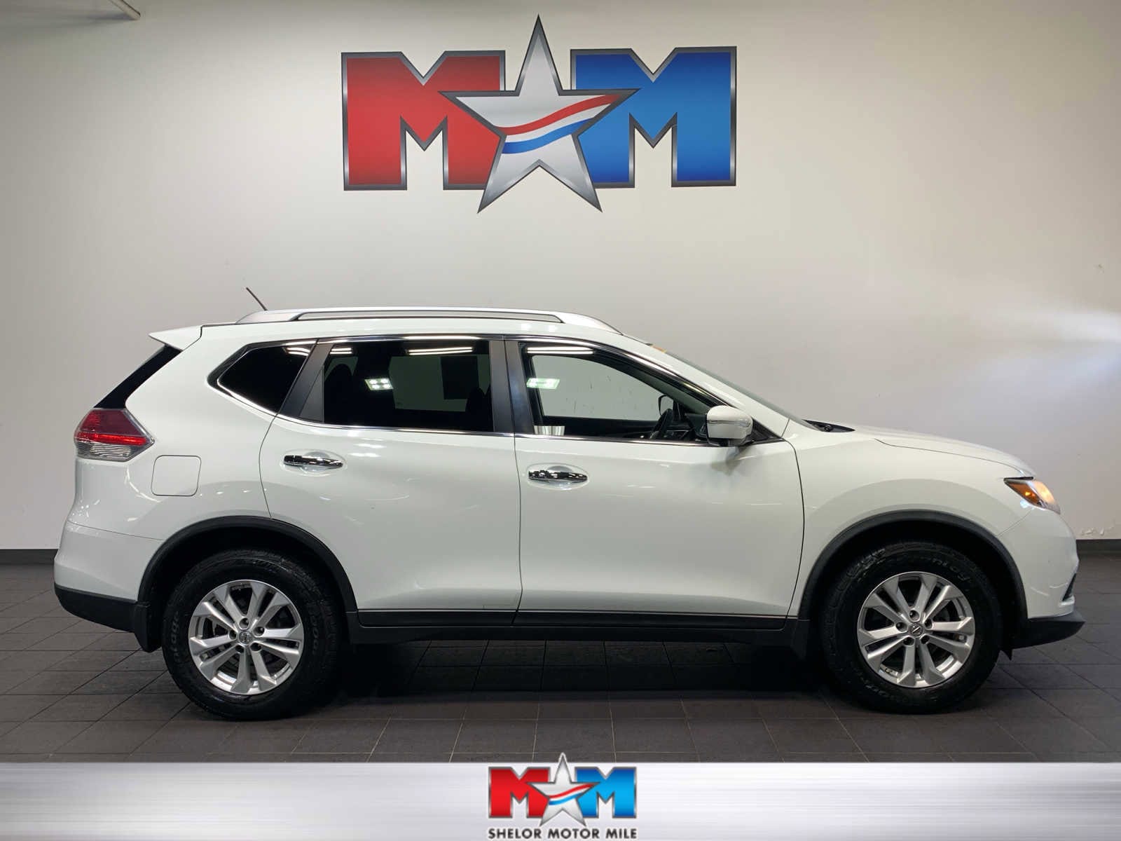 2015 Nissan Rogue SV