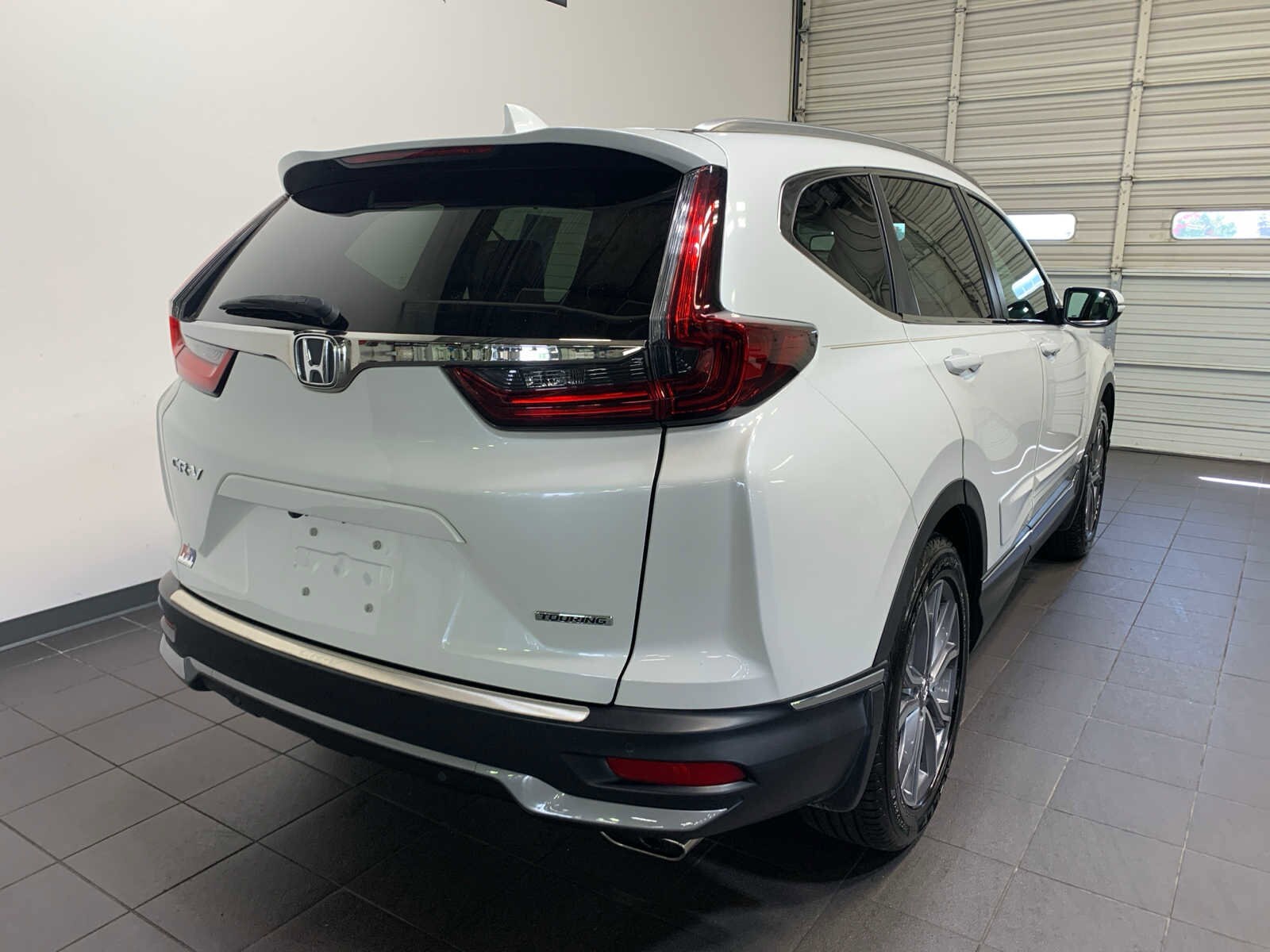 2020 Honda CR-V Touring photo 3