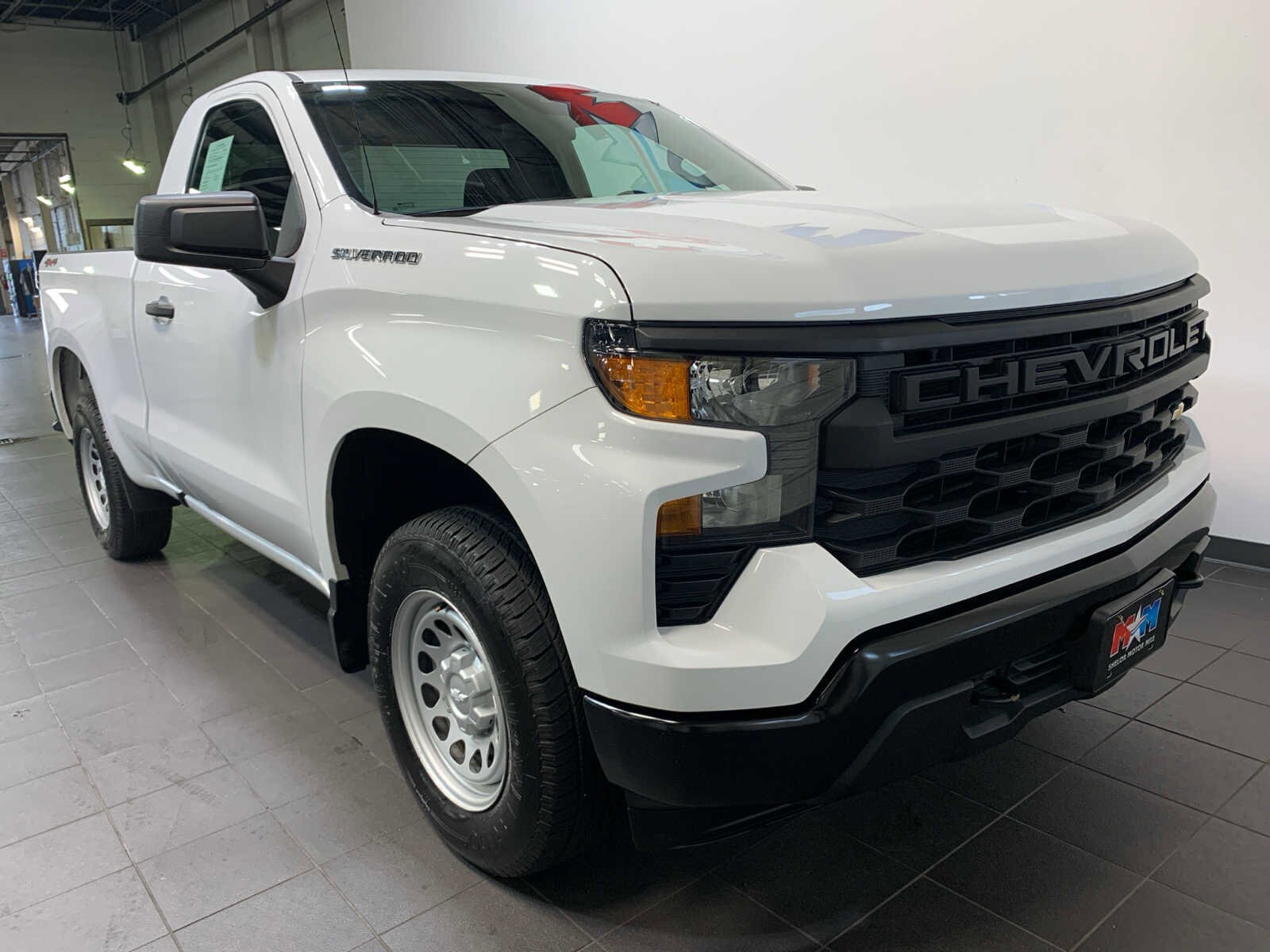 2022 Chevrolet Silverado 1500 Work Truck photo 2