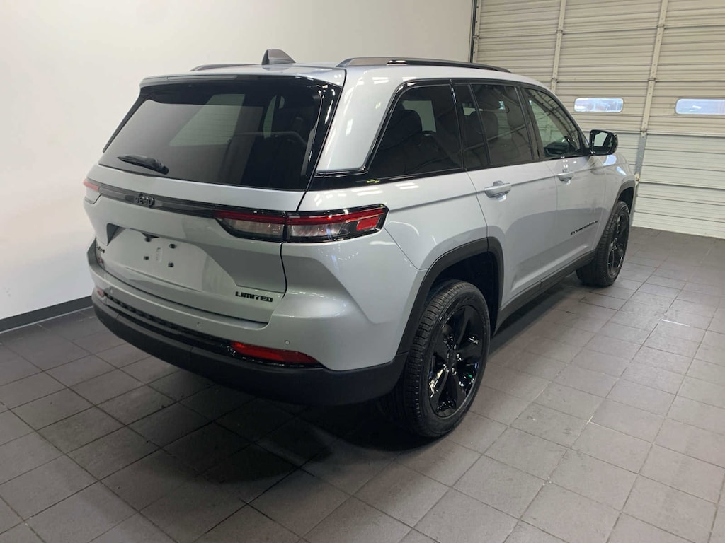 New 2025 Jeep Grand Cherokee Limited Sport Utility