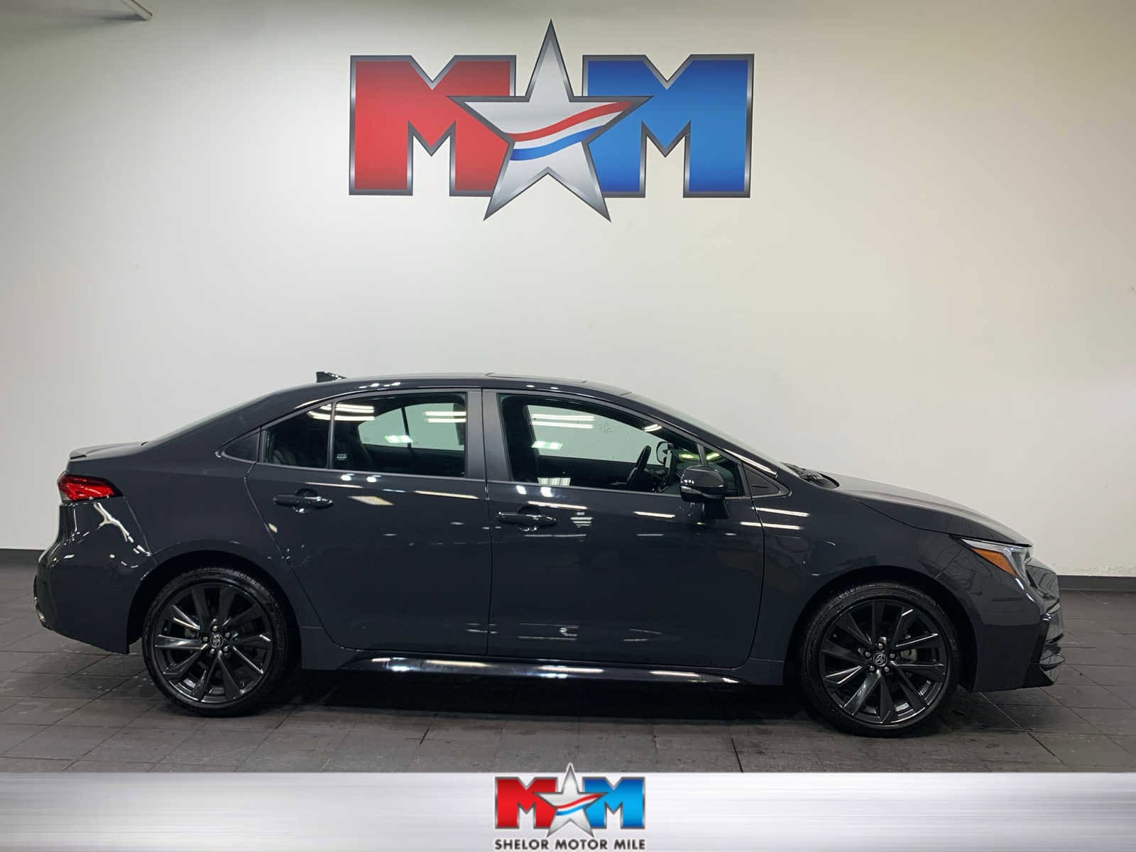 2024 Toyota Corolla SE's photo