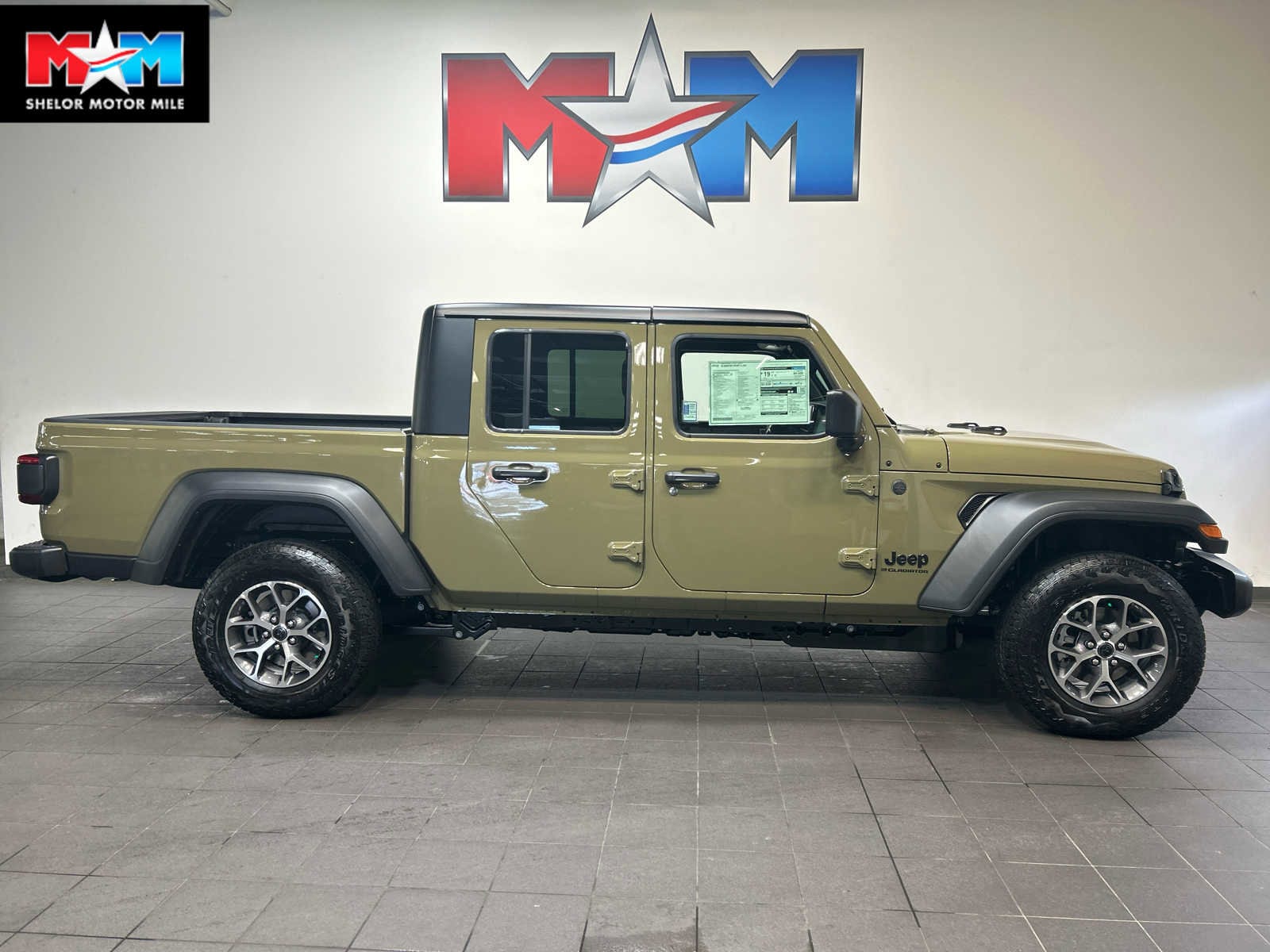 2026 Jeep Gladiator Sport S Auto's photo