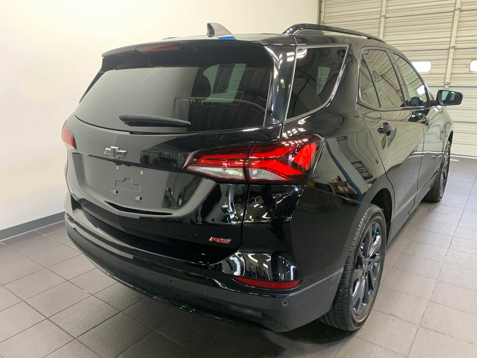 2024 Chevrolet Equinox RS photo 3