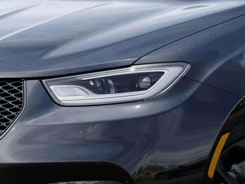 2026 Chrysler Pacifica Limited - Photo 16