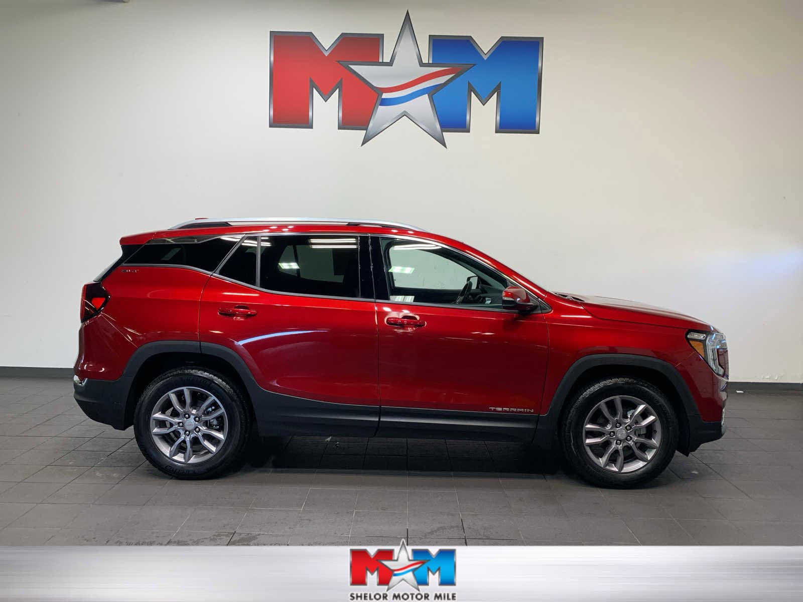 2023 GMC Terrain SLT's photo