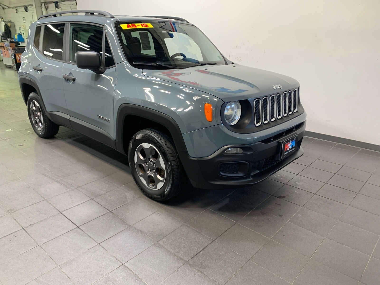 2017 Jeep Renegade Sport photo 2