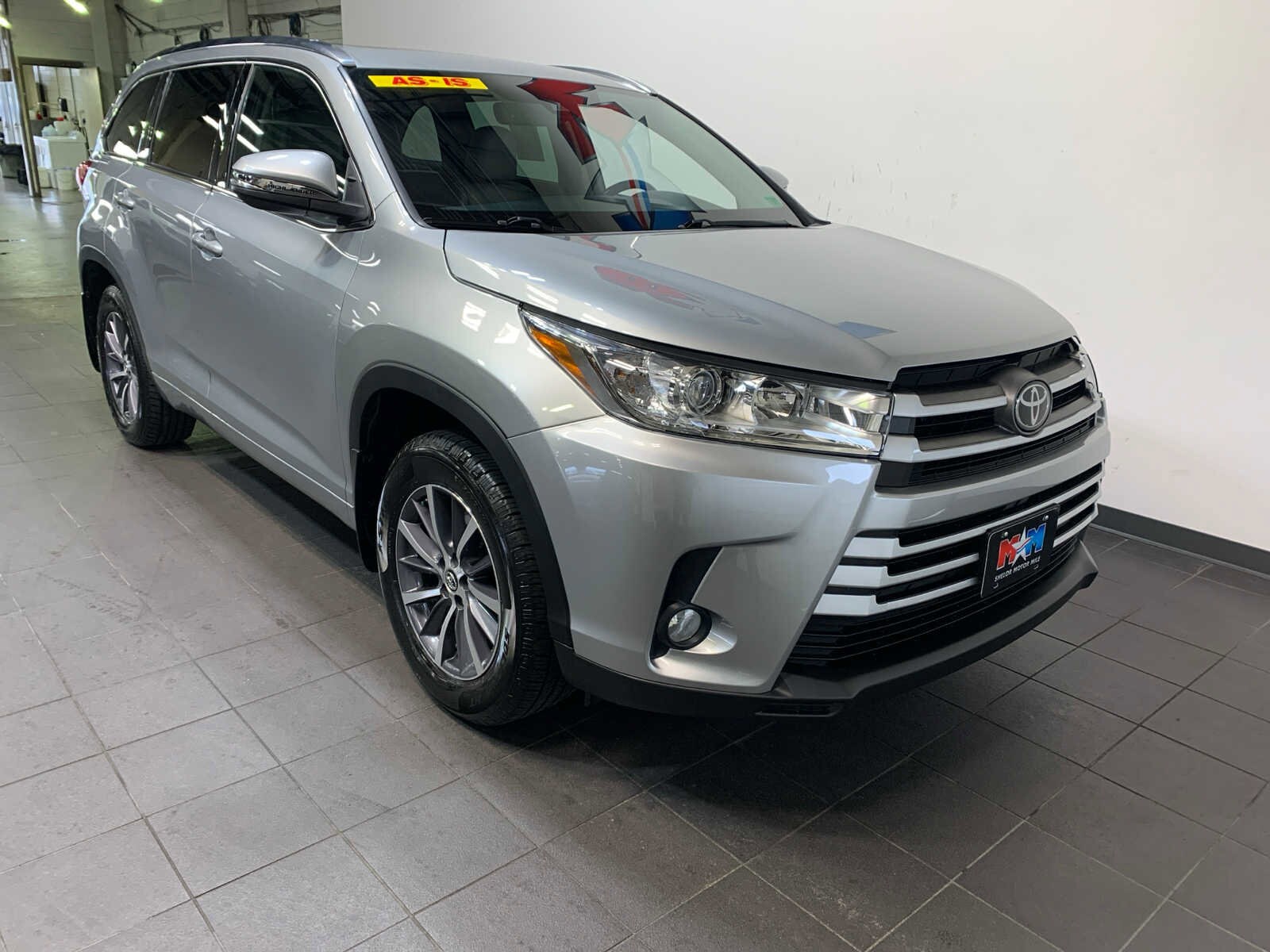 2017 Toyota Highlander XLE photo 2