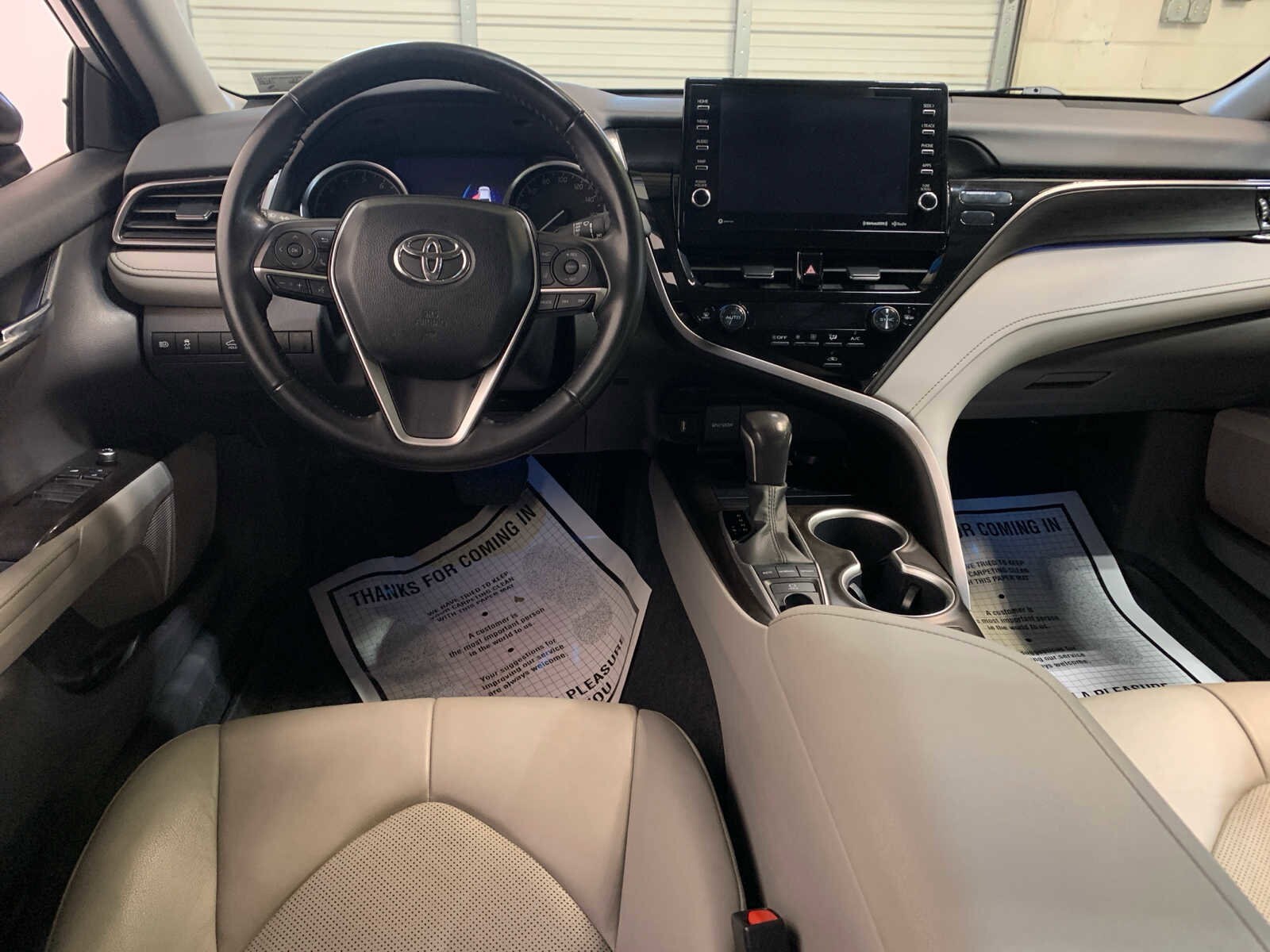 2023 Toyota Camry XLE photo 4