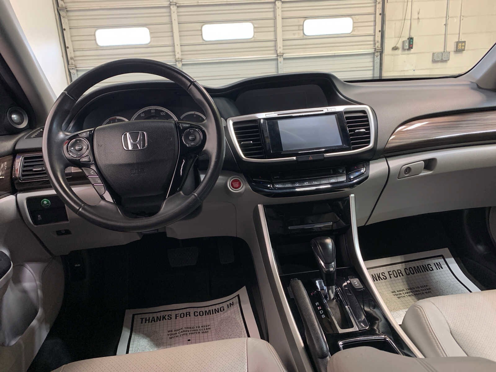 2017 Honda Accord EX-L V6 photo 4