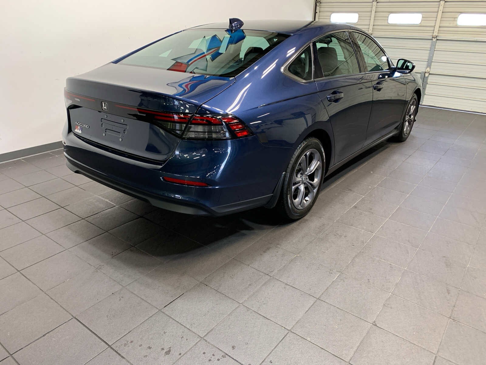 2023 Honda Accord EX photo 3