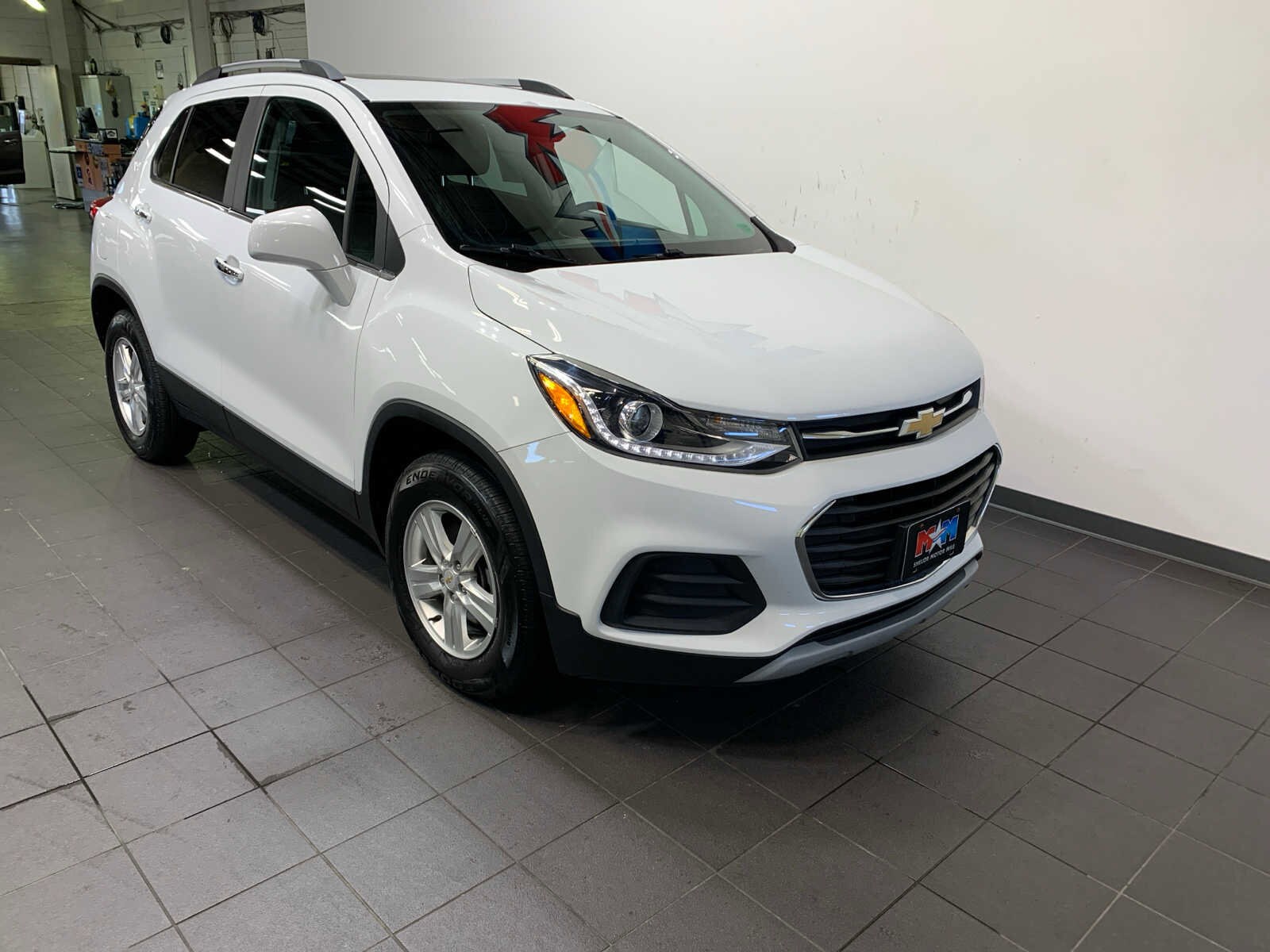 2020 Chevrolet Trax LT photo 2
