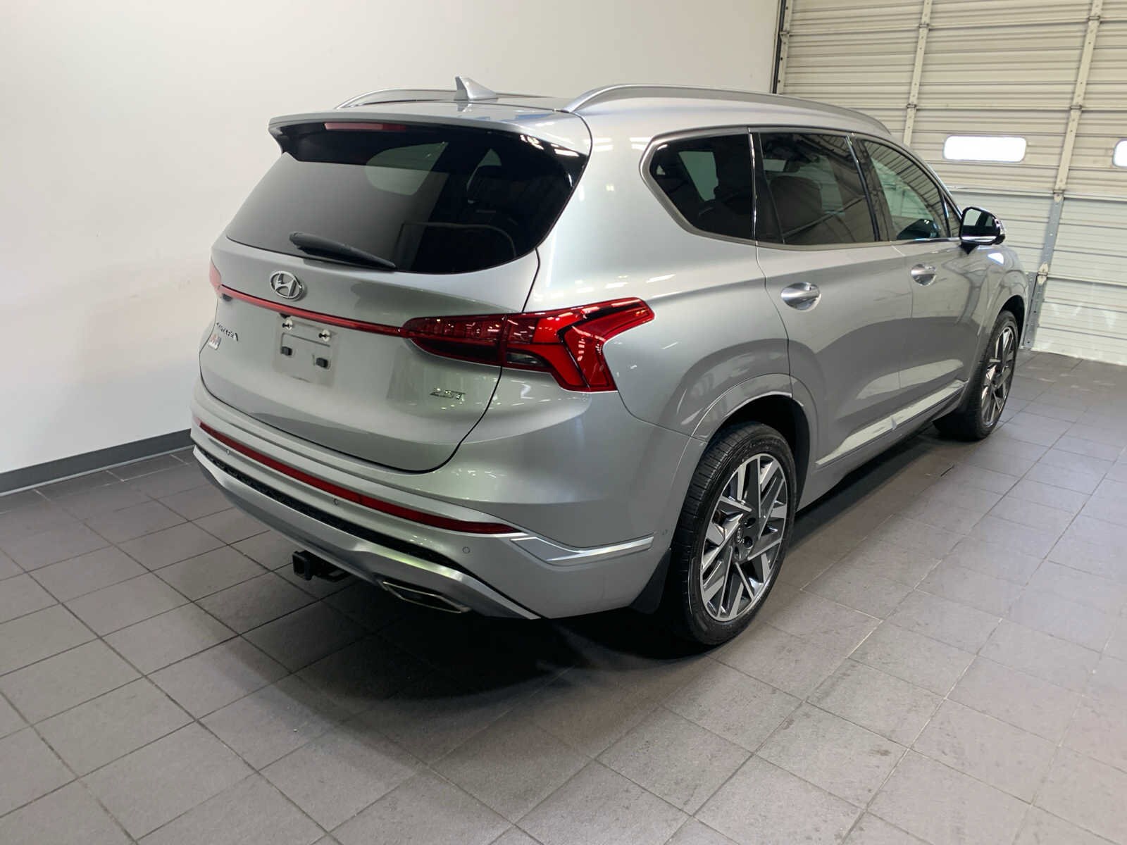 2022 Hyundai Santa Fe Calligraphy photo 2