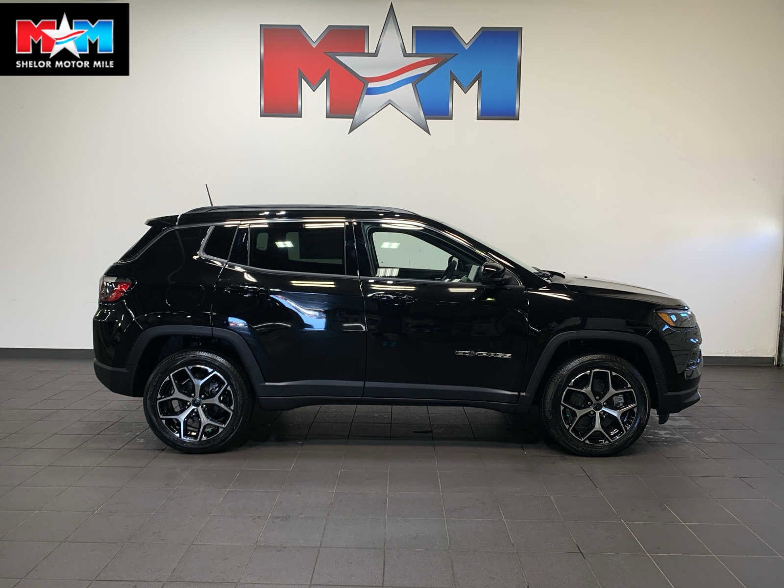 2026 Jeep Compass Limited's photo