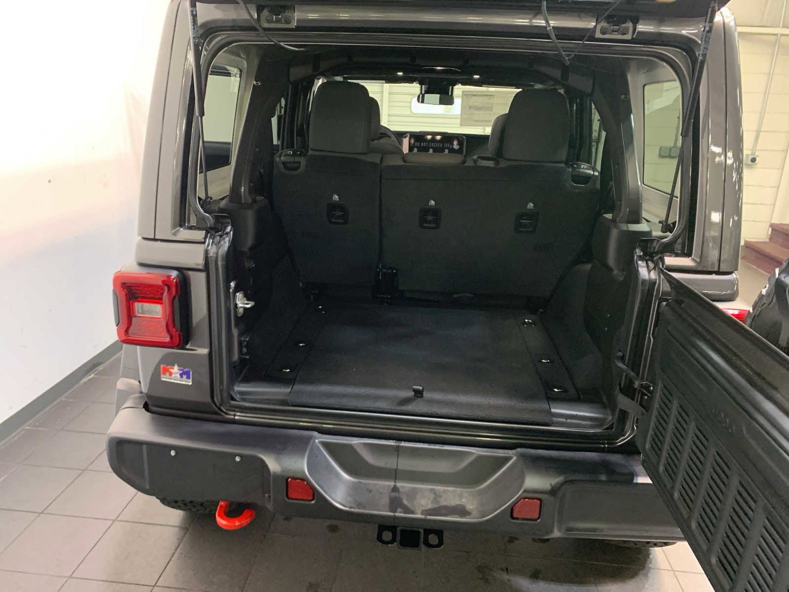 2025 Jeep Wrangler 4-Door Rubicon - Photo 10