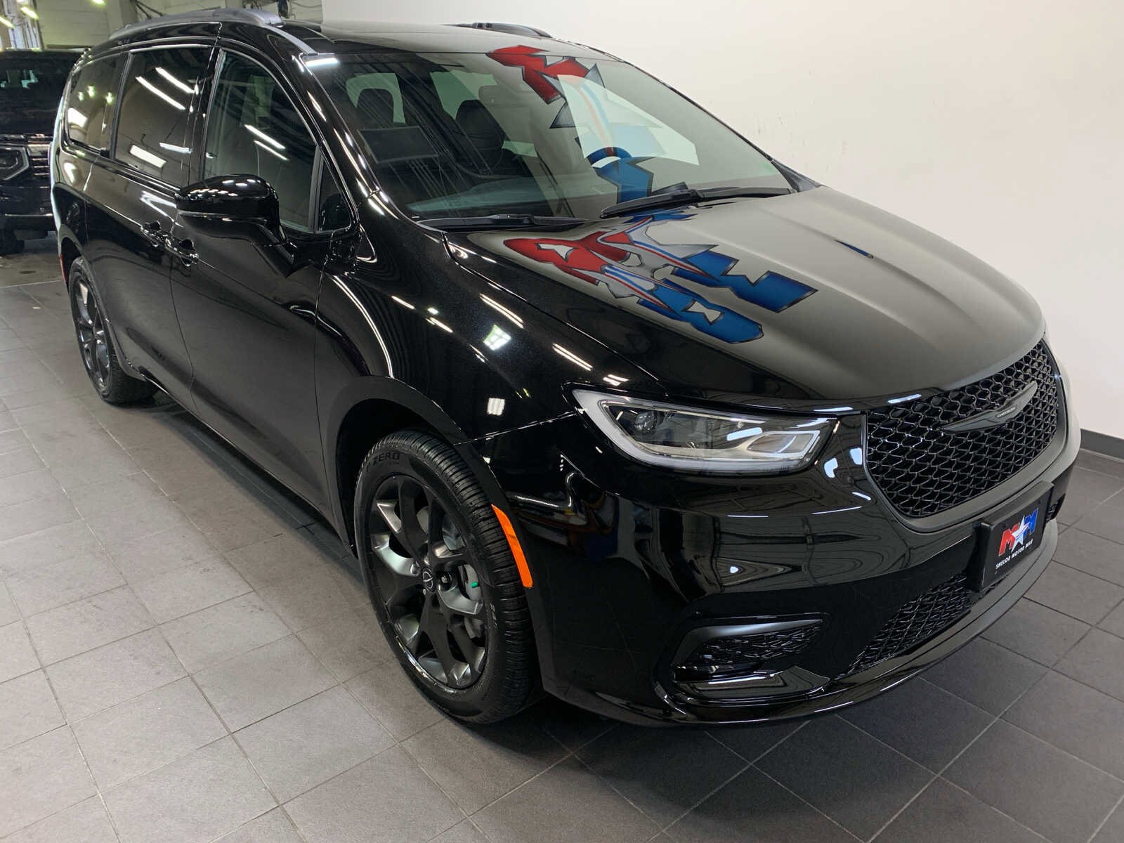 2026 Chrysler Pacifica Limited photo 2