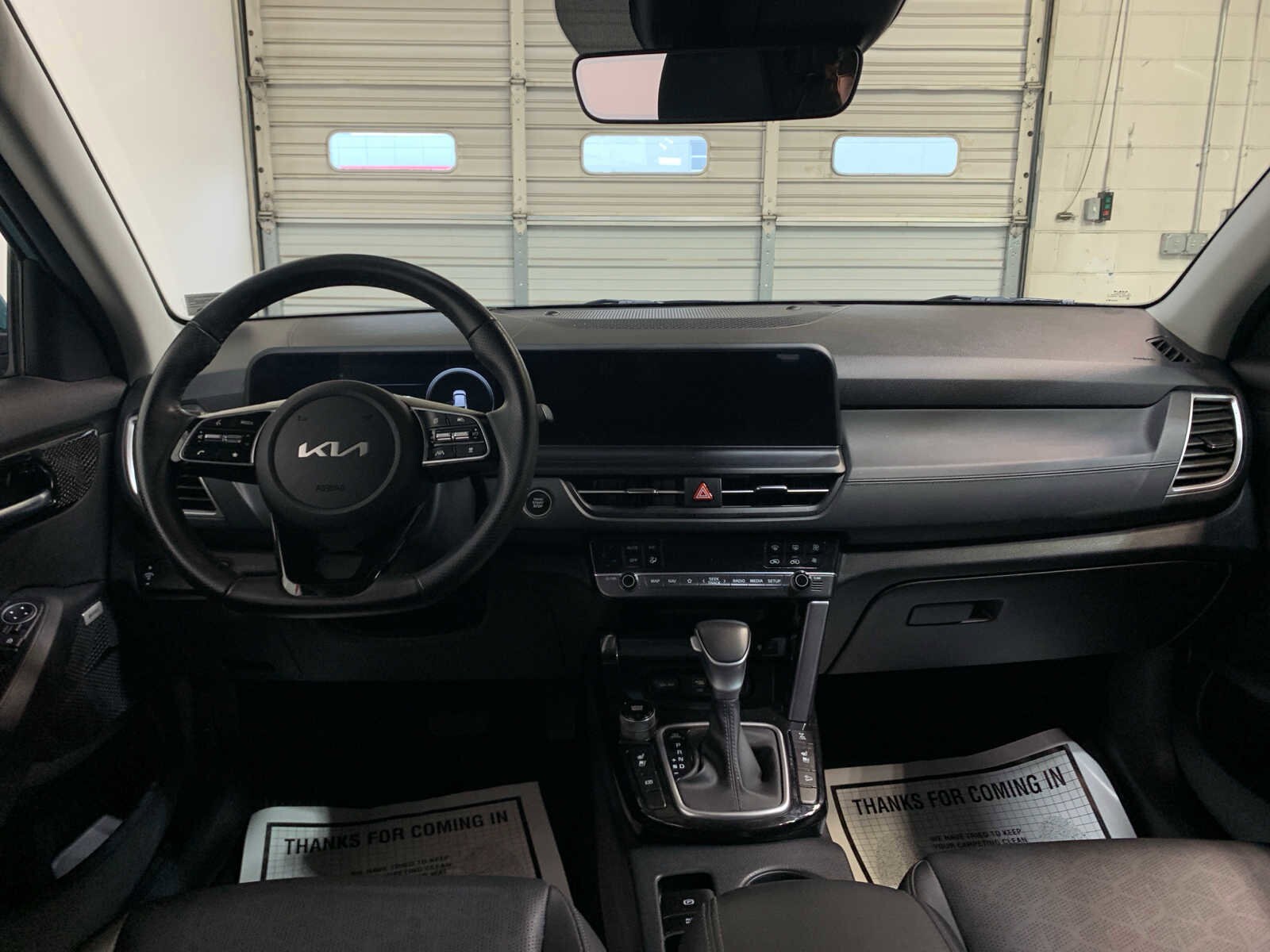 2024 Kia Seltos SX photo 4