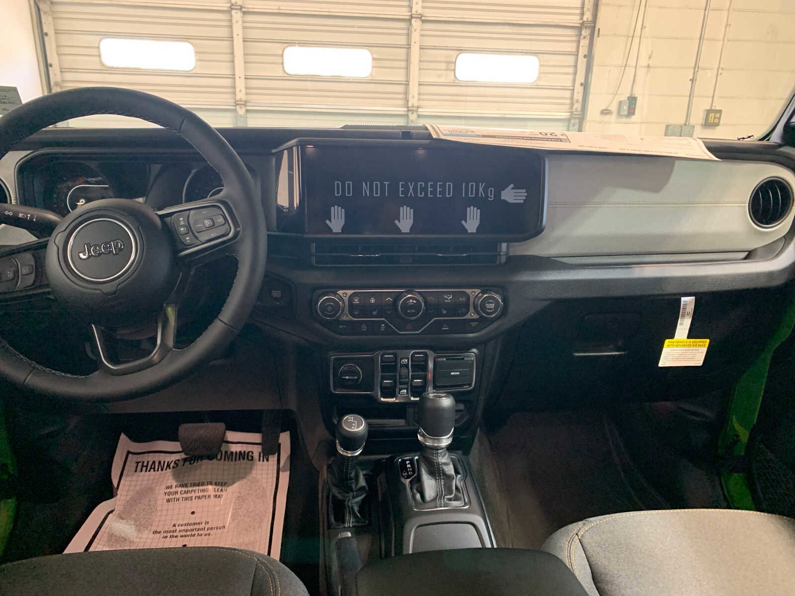 2025 Jeep Wrangler Sport S photo 4