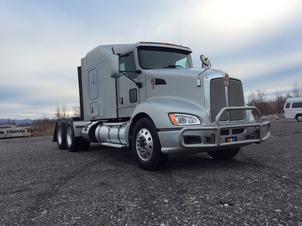 Used 2016 Kenworth T660