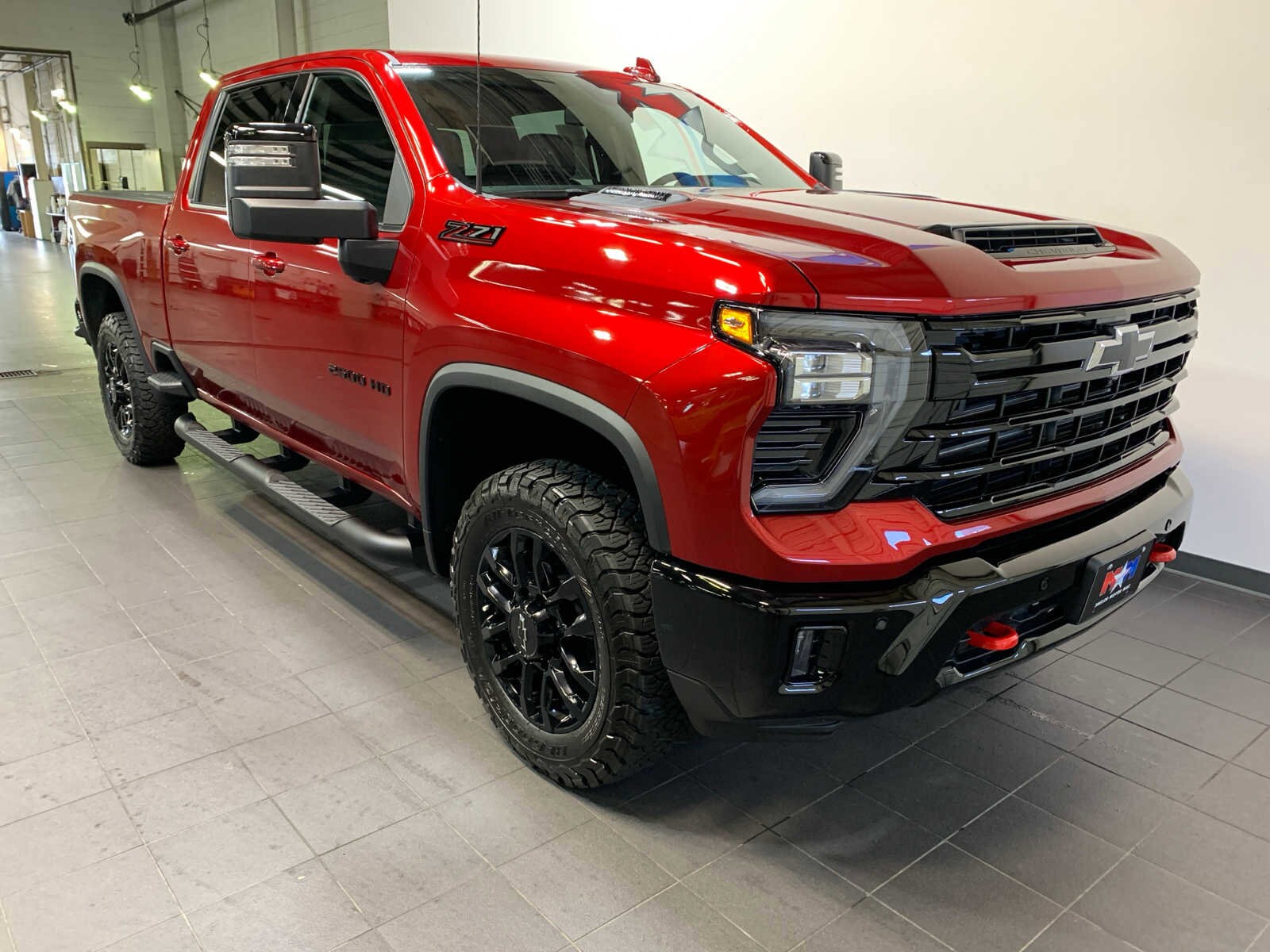 2025 Chevrolet Silverado 2500HD LTZ photo 2