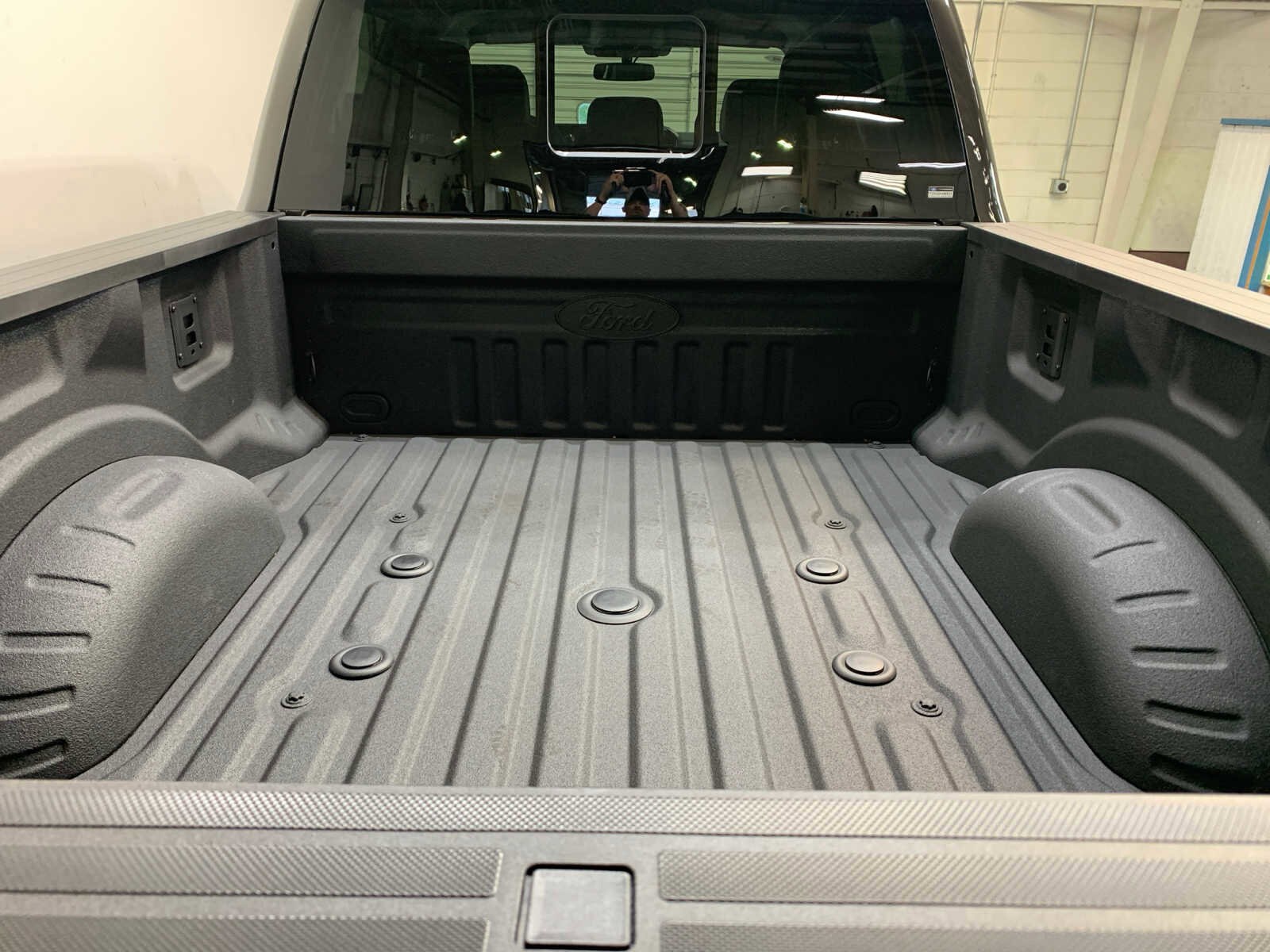 2024 Ford F-250 Lariat Tremor photo 4