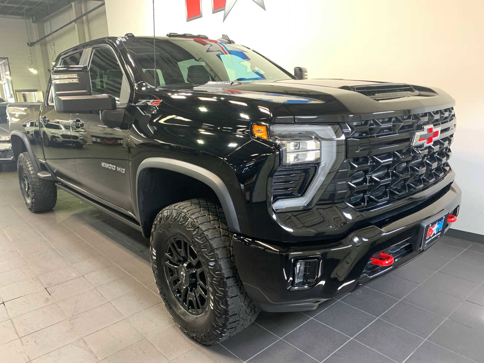 2024 Chevrolet Silverado 2500HD ZR2 photo 2