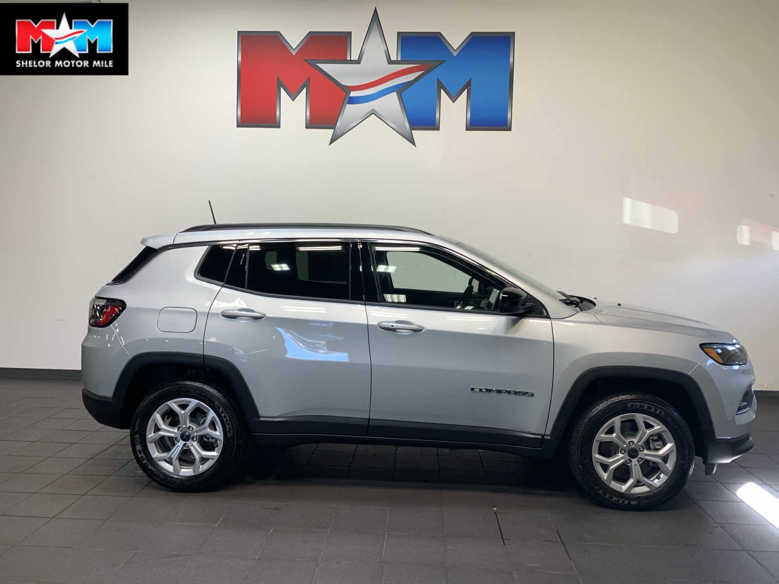 2026 Jeep Compass Latitude's photo