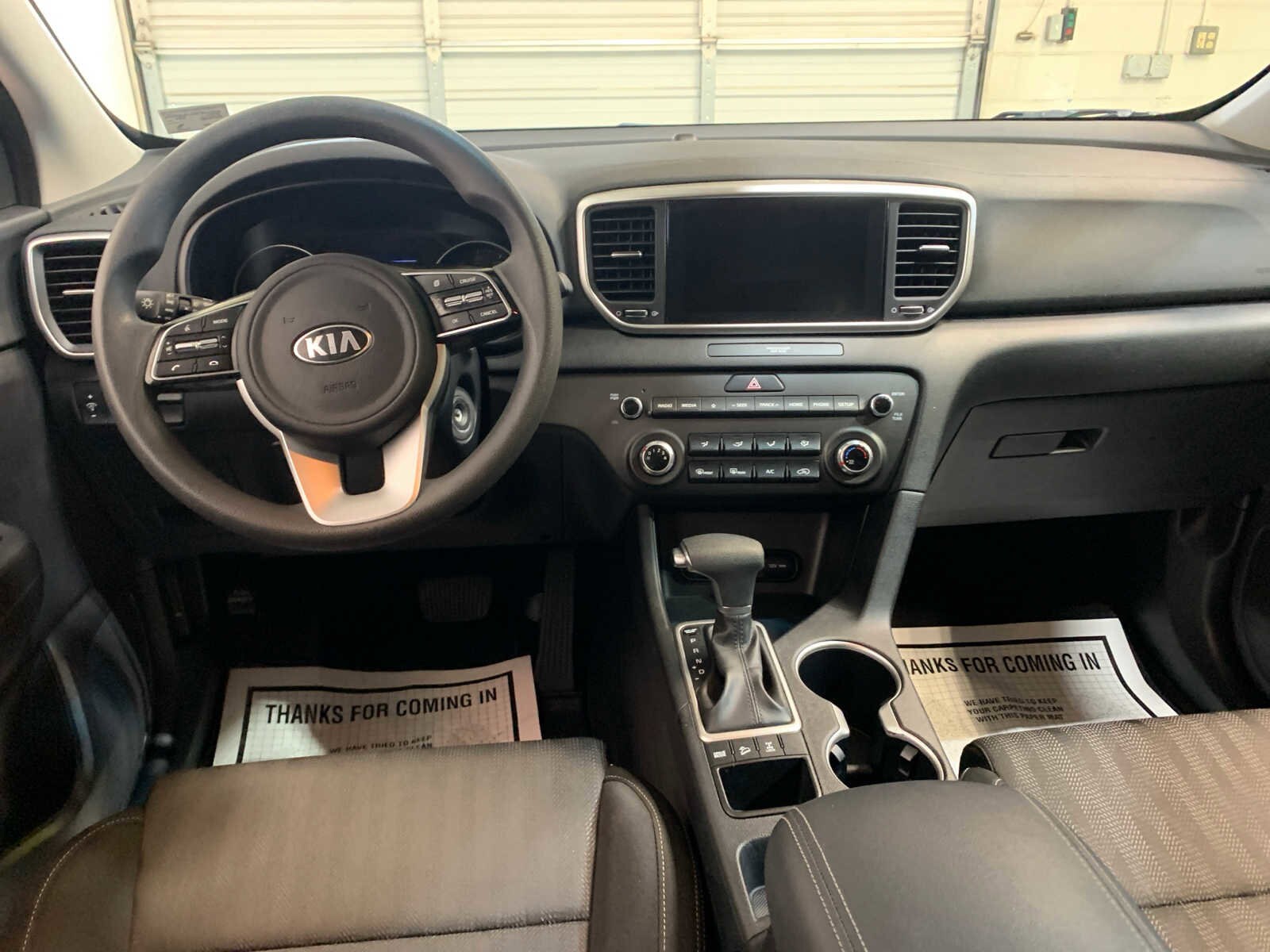 2022 Kia Sportage LX photo 3
