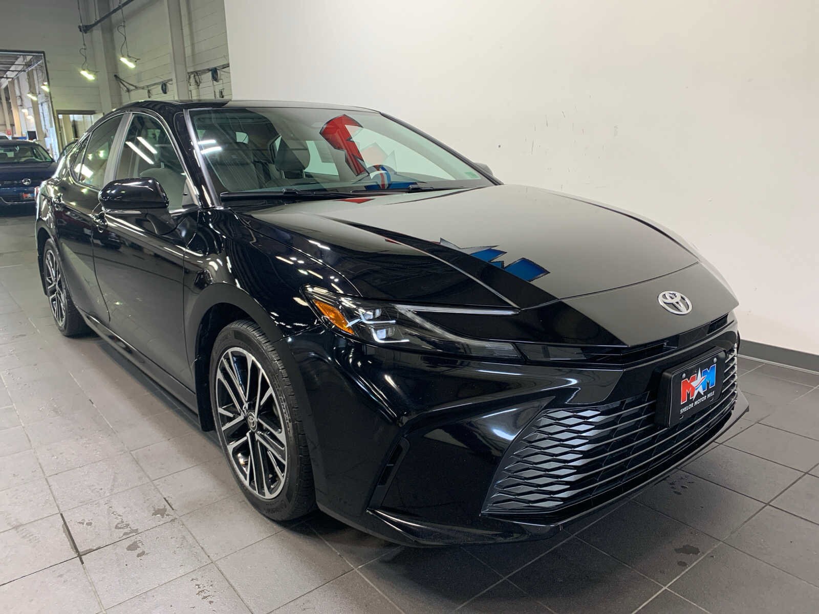 2025 Toyota Camry XLE photo 3