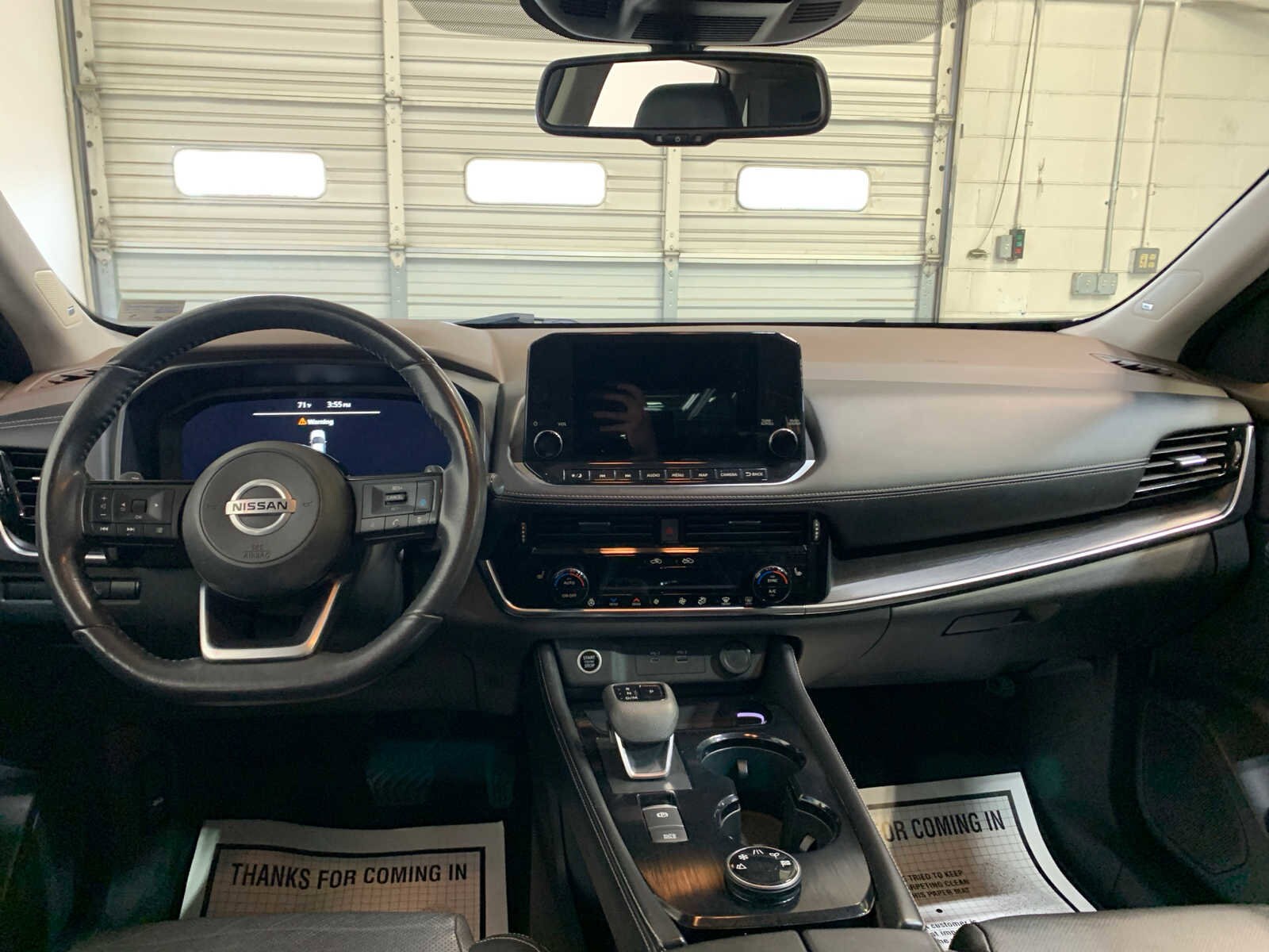 2021 Nissan Rogue Platinum photo 3