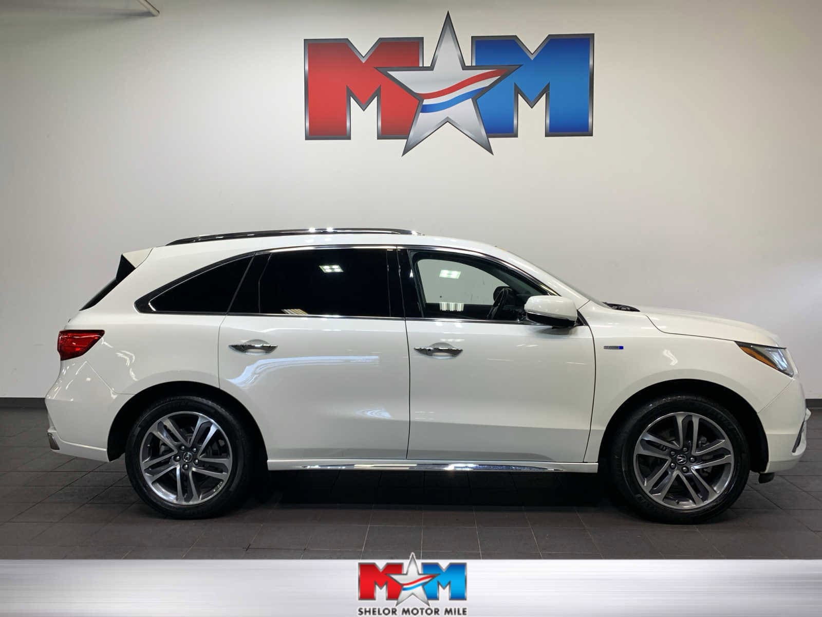 2019 Acura MDX Advance Package's photo