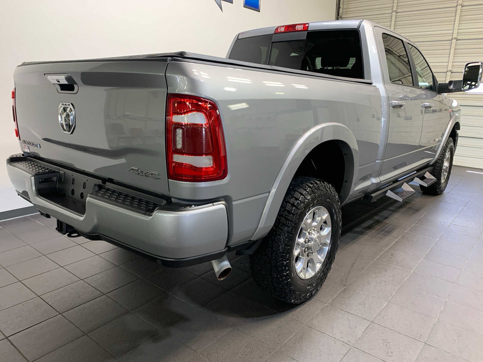 2022 Ram 2500 Laramie photo 3