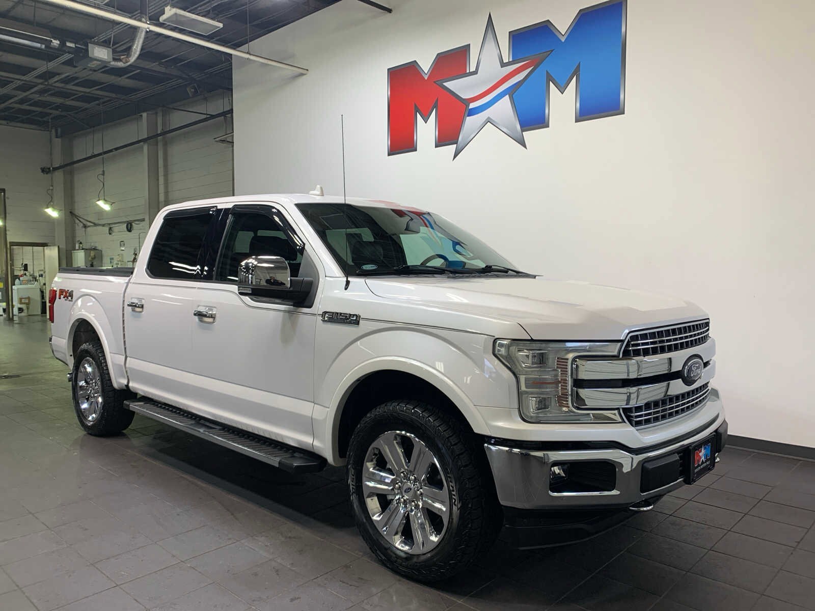 2018 Ford F-150 Lariat photo 2