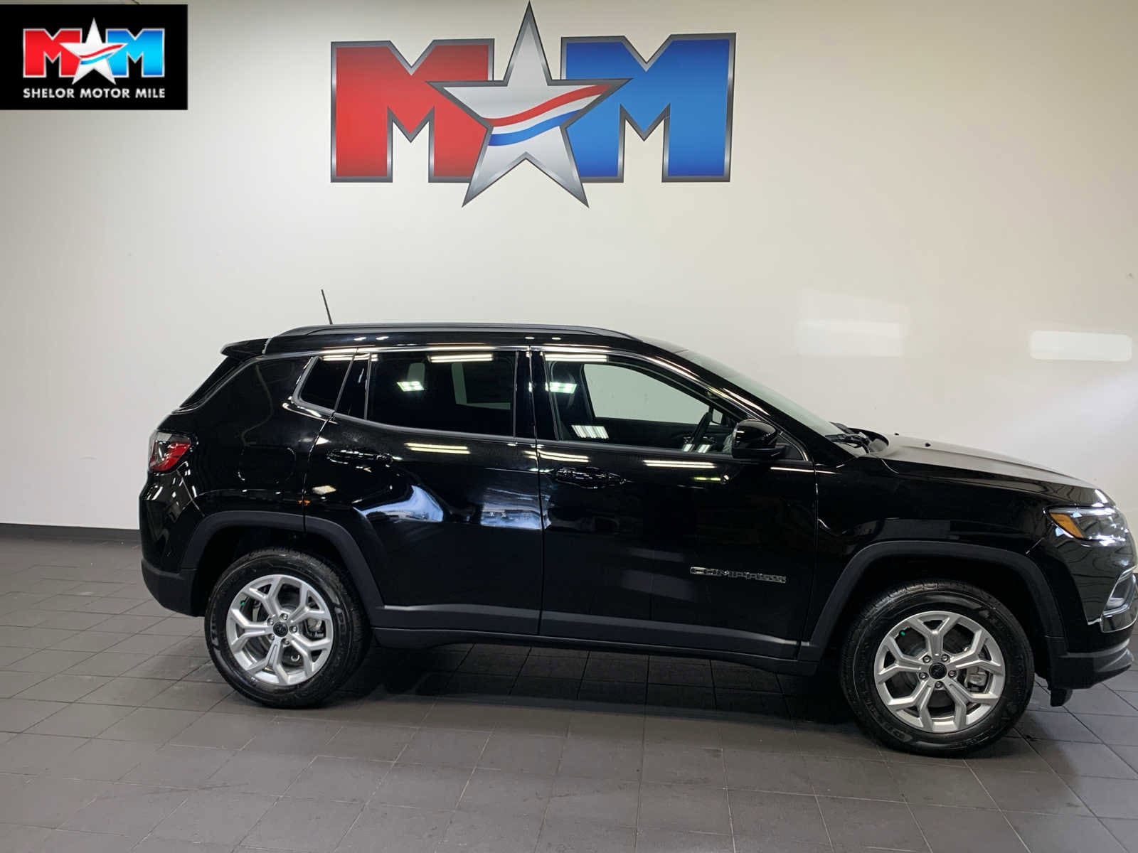 2026 Jeep Compass Latitude's photo