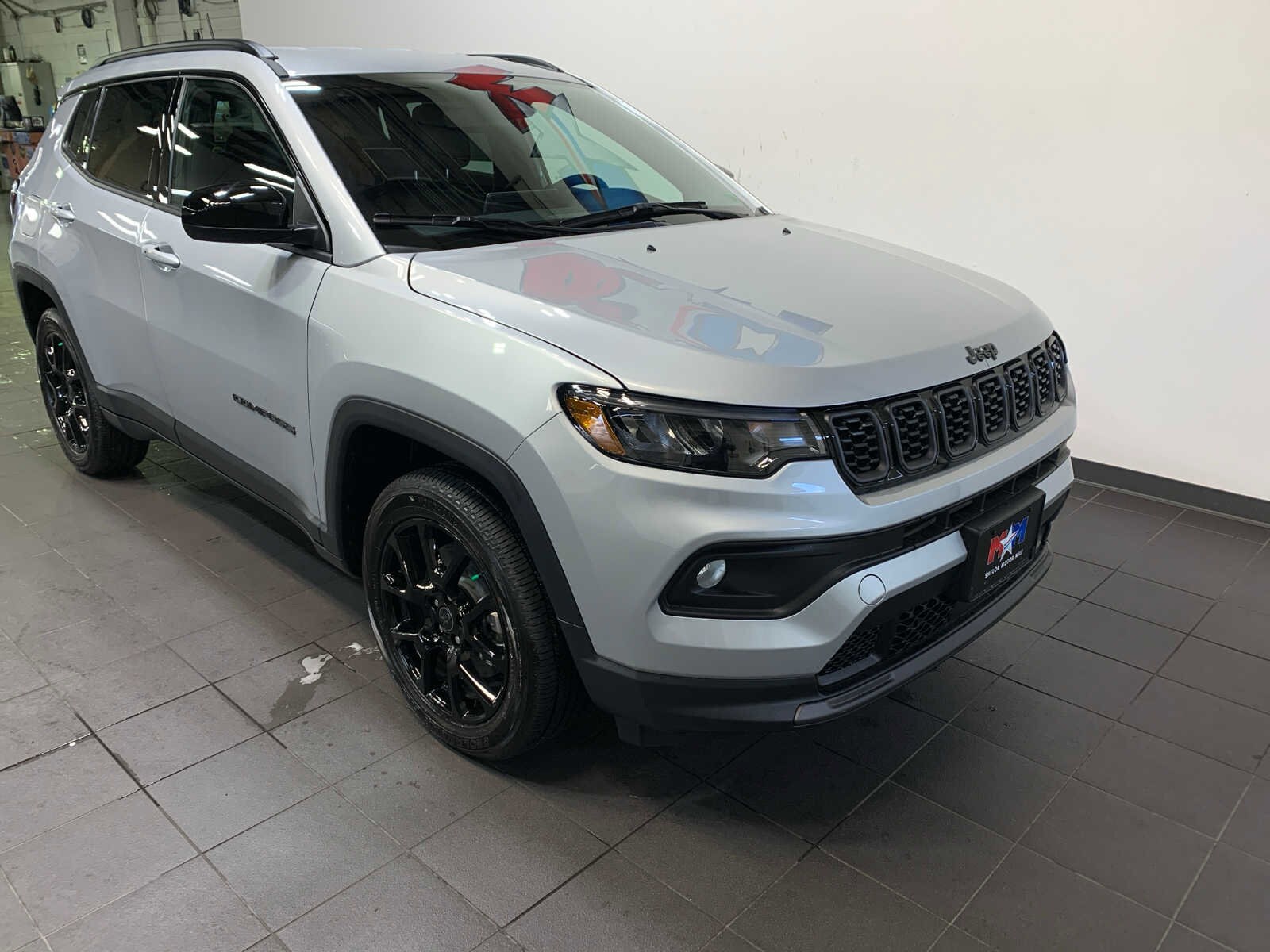 2026 Jeep Compass Latitude Altitude photo 2