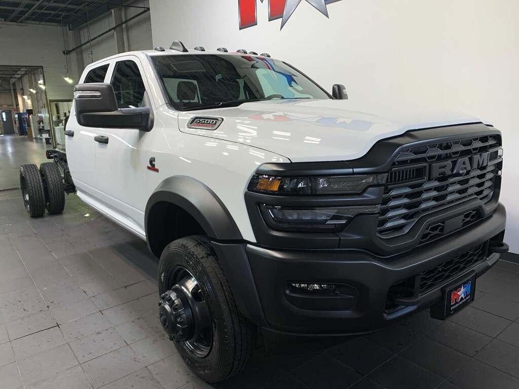 New 2025 Ram 5500 Chassis Cab 5500 TRADESMAN CHASSIS CREW CAB 4X4 84' CA Pickup