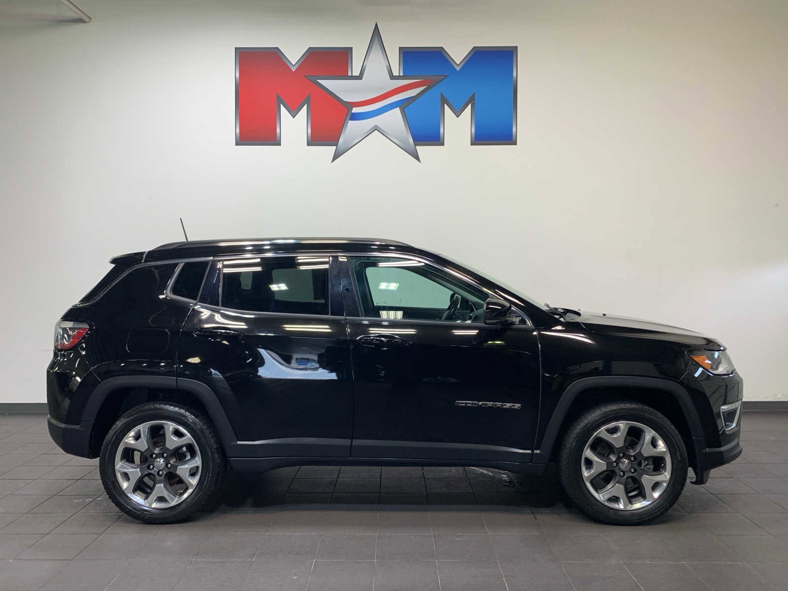 2018 Jeep Compass Limited photo 2