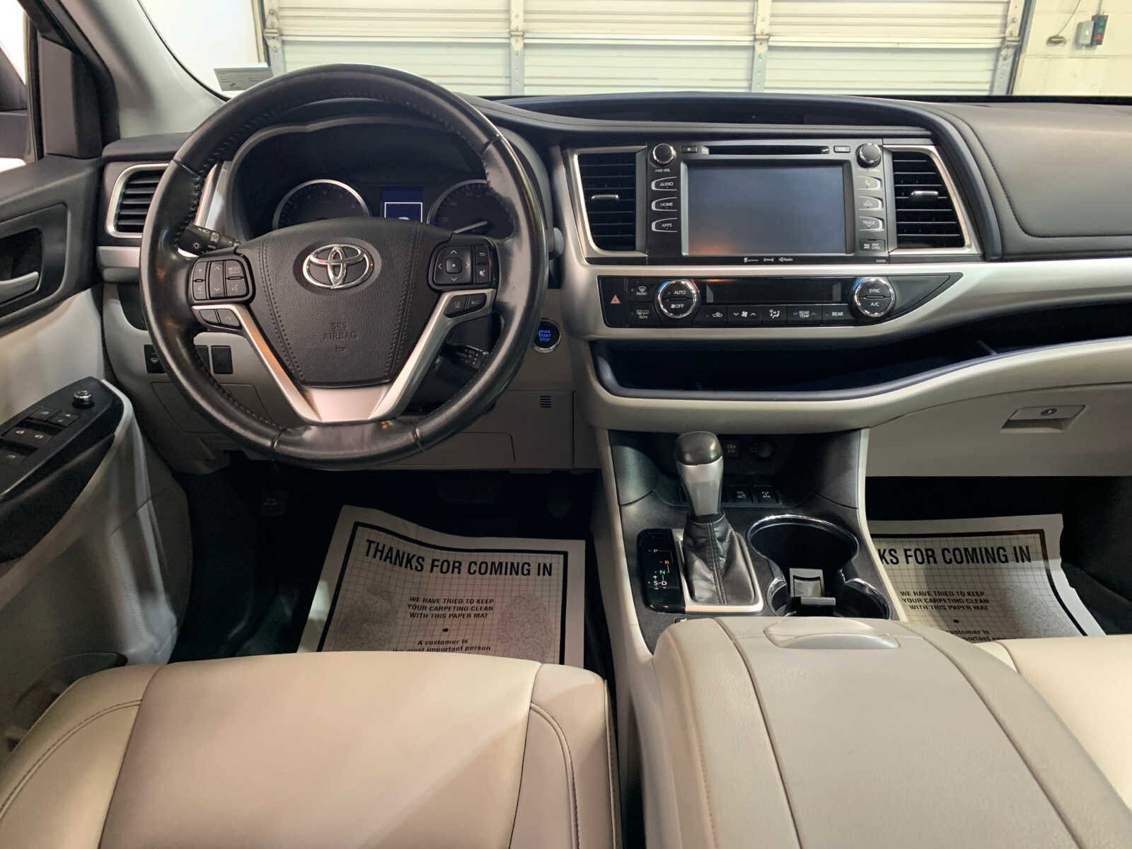 2019 Toyota Highlander XLE photo 4