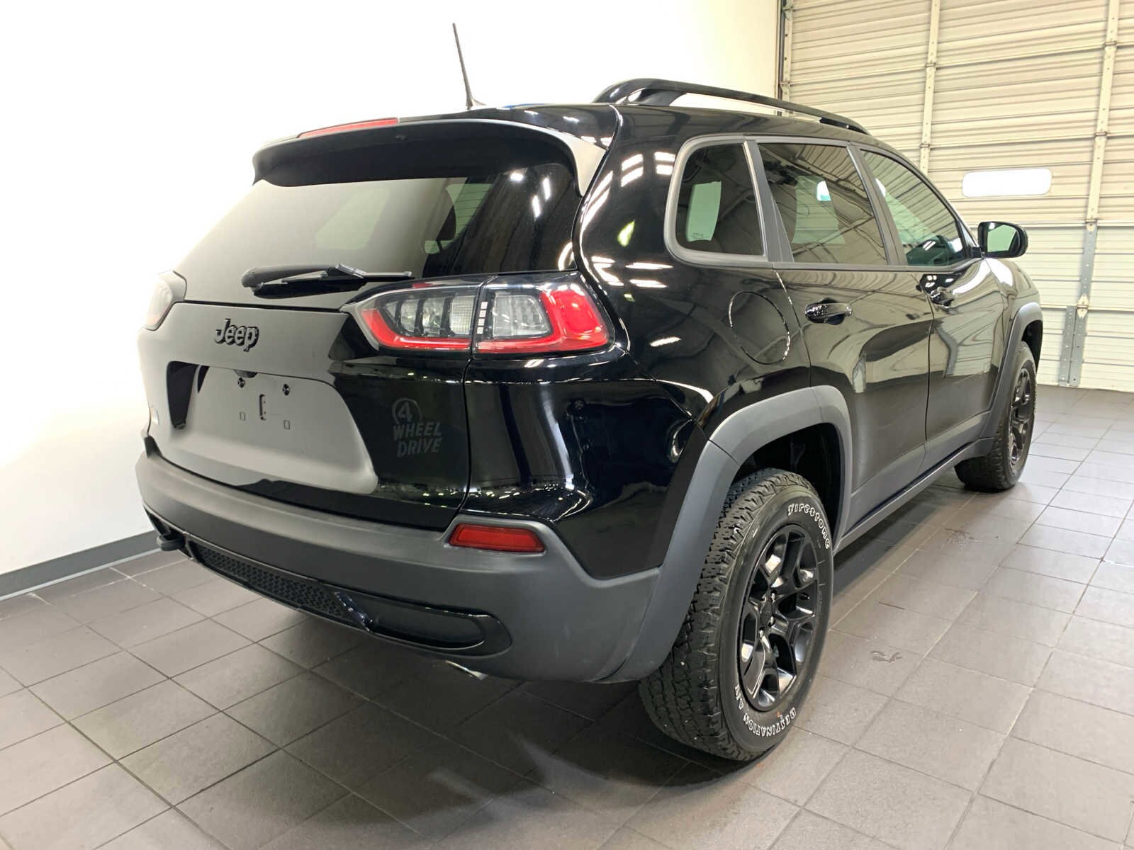 2022 Jeep Cherokee X photo 3