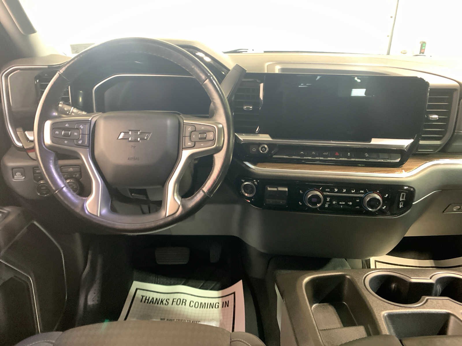 2022 Chevrolet Silverado 1500 RST photo 4