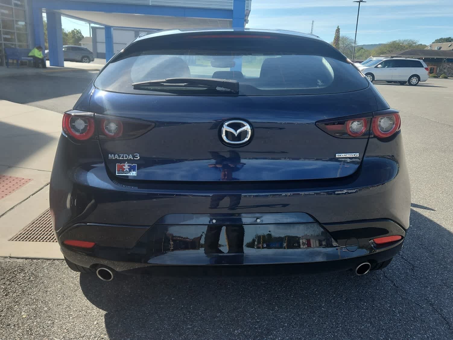 2024 Mazda Mazda3 Hatchback 2.5 Select Sport photo 3