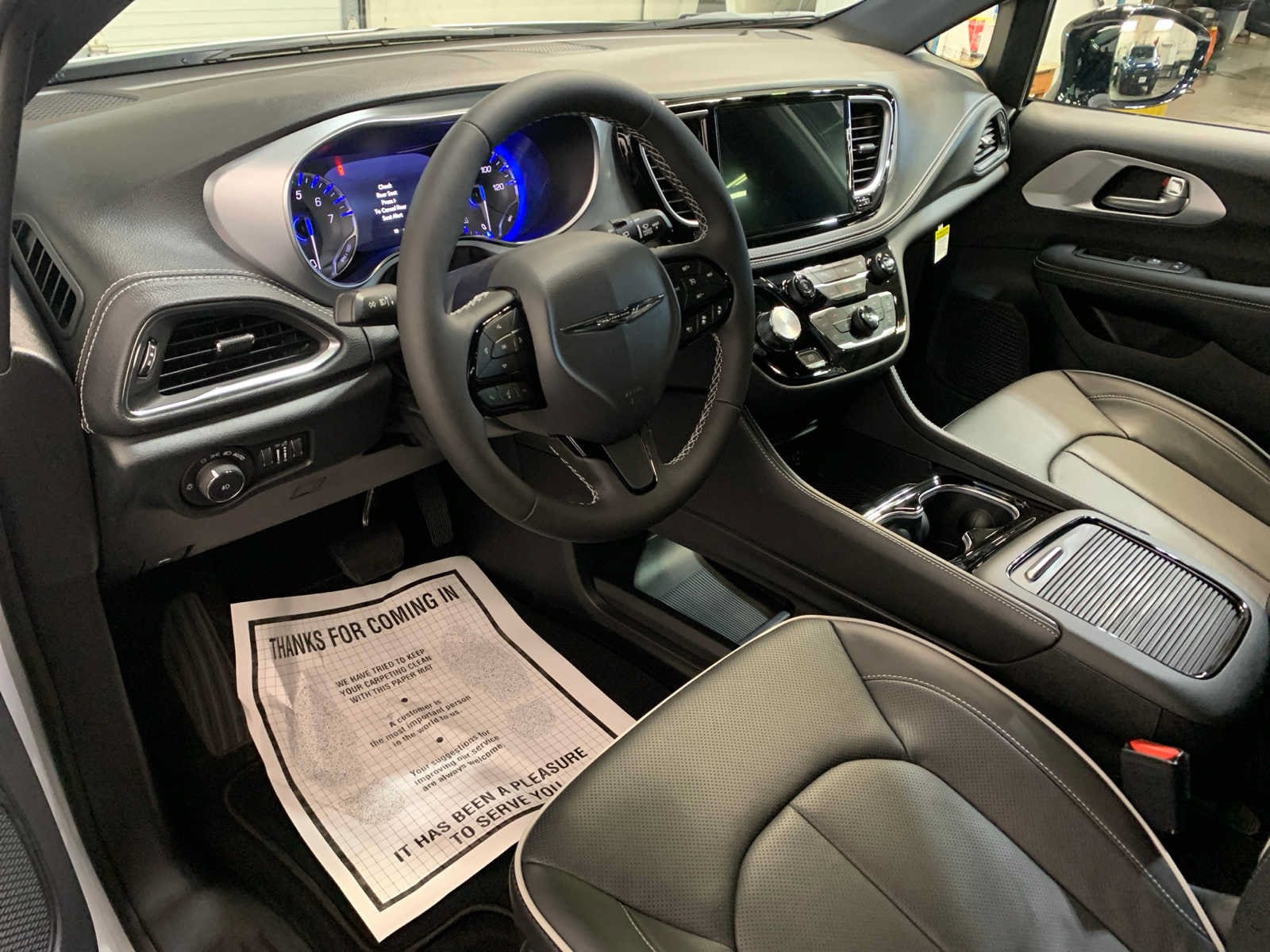 2026 Chrysler Pacifica Limited - Photo 19