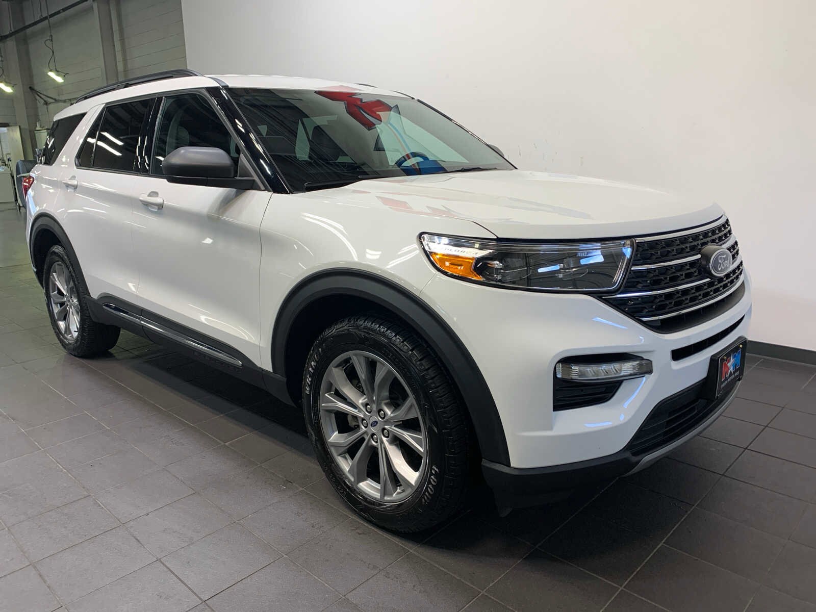 2022 Ford Explorer XLT photo 2