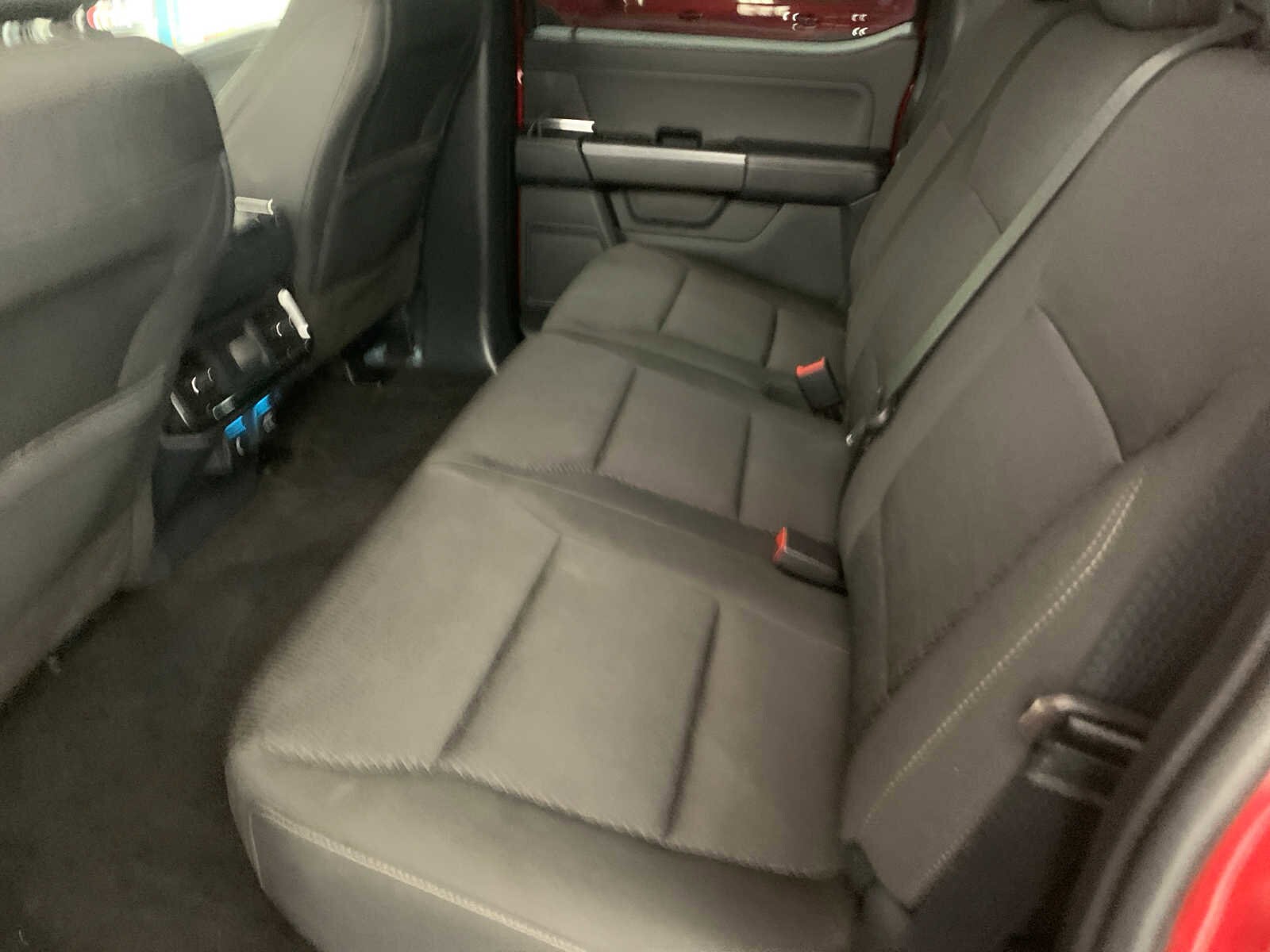 2021 Ford F-150 XLT photo 4