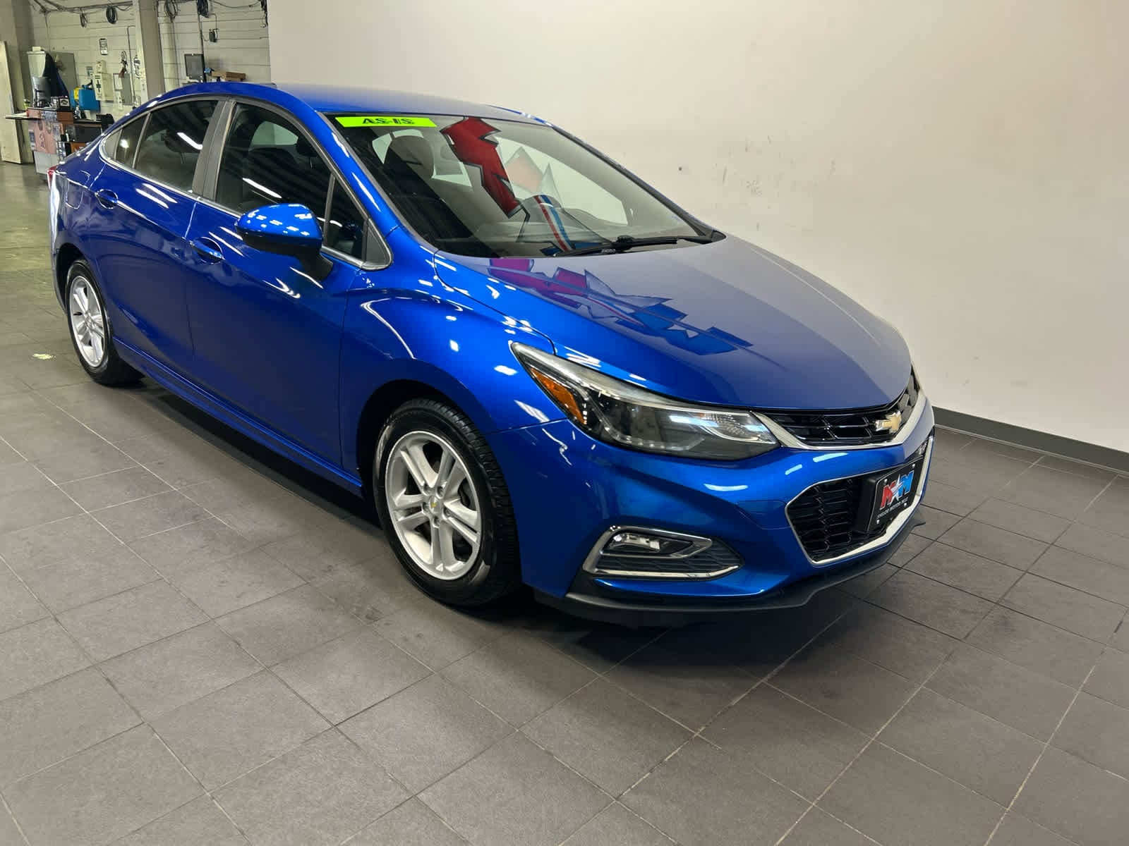 Used 2017 Chevrolet Cruze LT with VIN 1G1BE5SM5H7110691 for sale in Christiansburg, VA